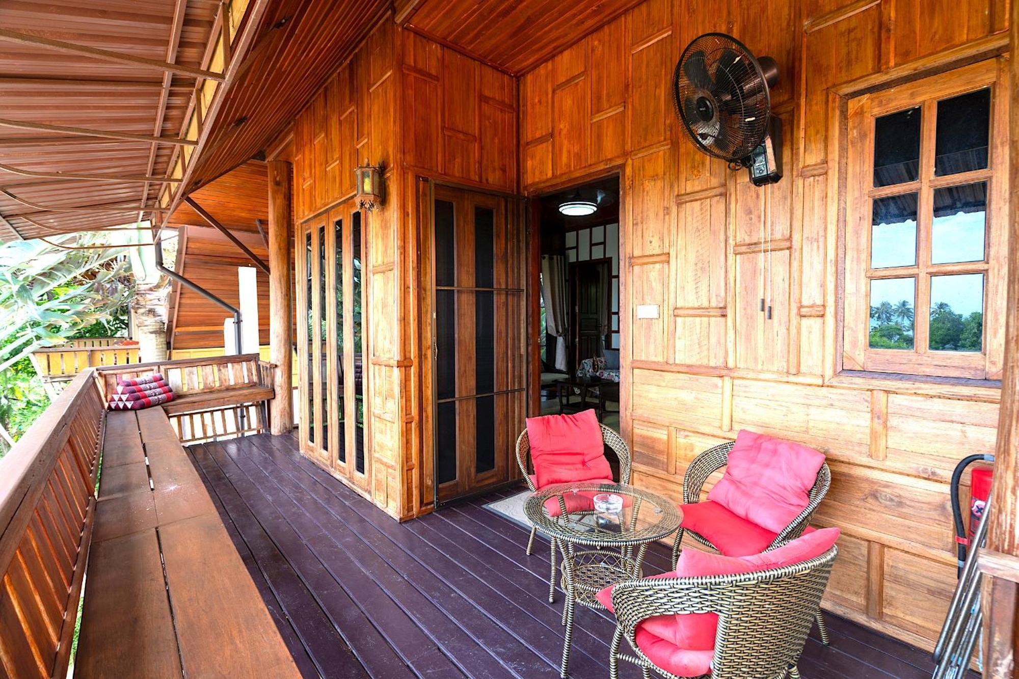 Villa Ayutthaya At Kantiang Bay Ko Lanta Kültér fotó