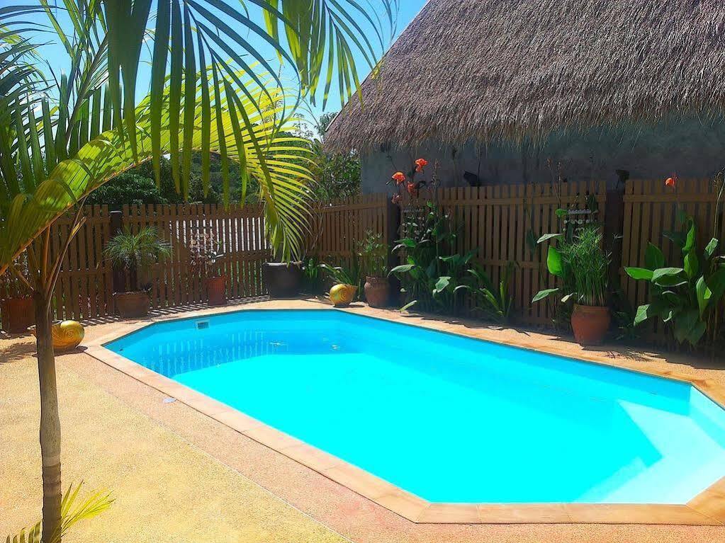 Villa Ayutthaya At Kantiang Bay Ko Lanta Kültér fotó